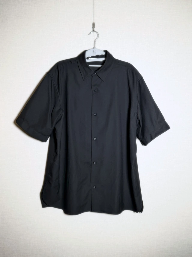 Acne Studios 半袖ボタンシャツ 1枚目