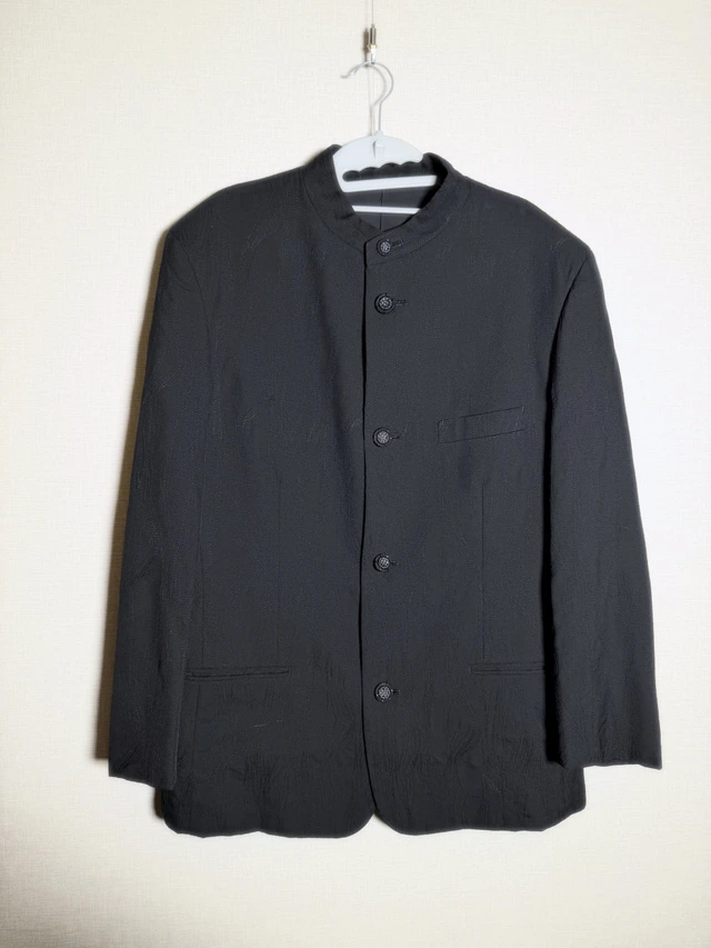 ISSEY MIYAKE MEN ノーカラー前ボタンジャケット 1枚目